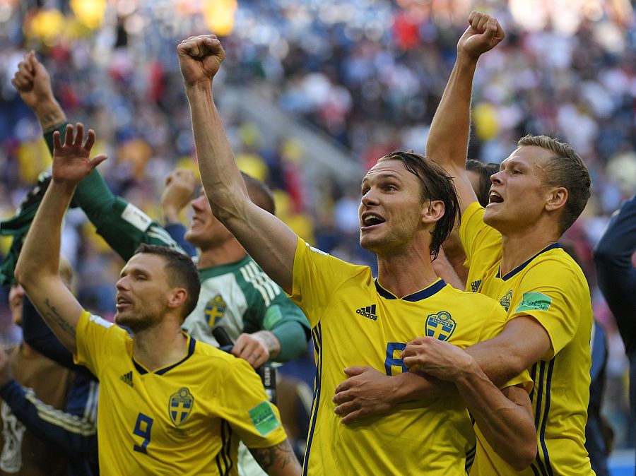 瑞典队完胜波兰队,奥恰洛夫扛起全队 瑞典队完胜波兰队,奥恰洛夫扛起全队