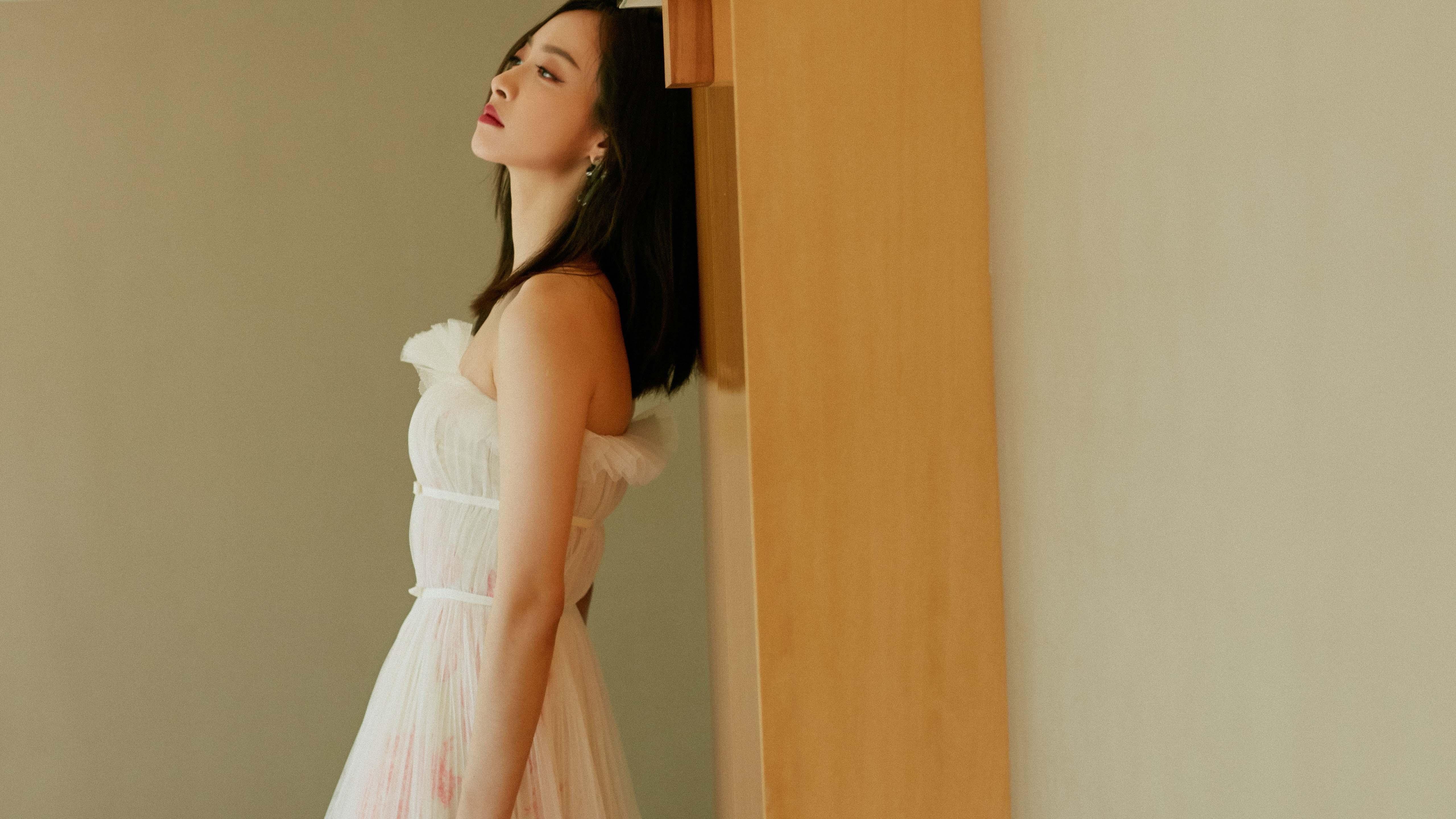 当伦纳德成为现代艺术品,尼克斯用钢铁牢笼锁死雷霆