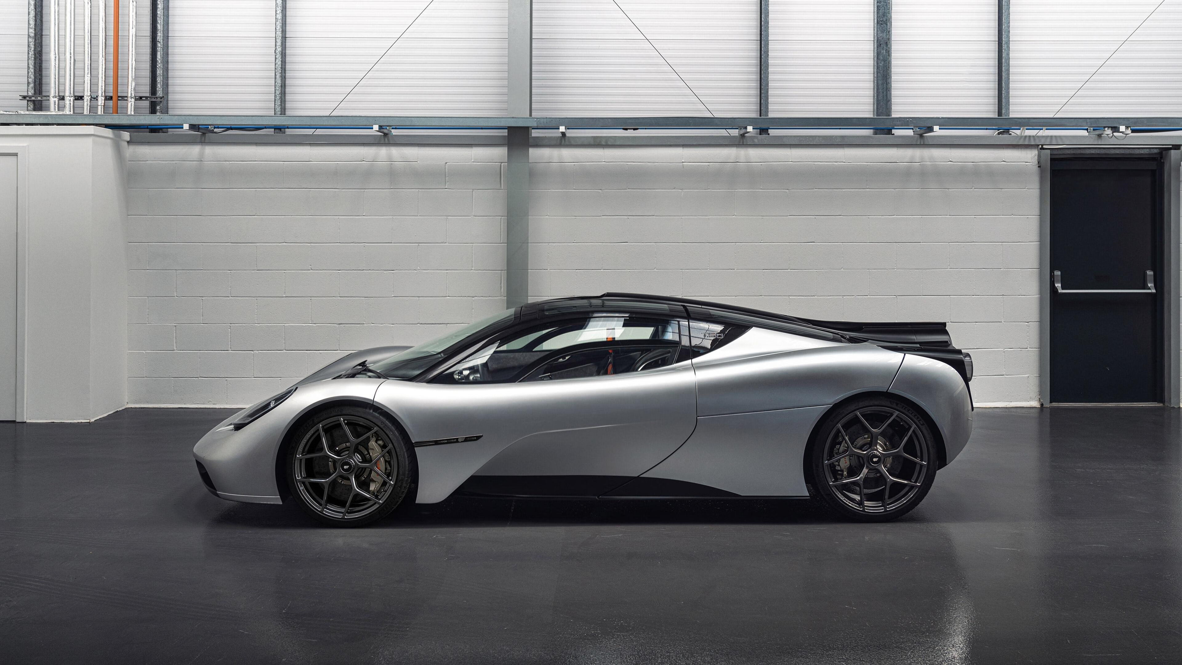 剑指传奇，巴雷拉的逆袭夜与国际米兰的绝杀救赎