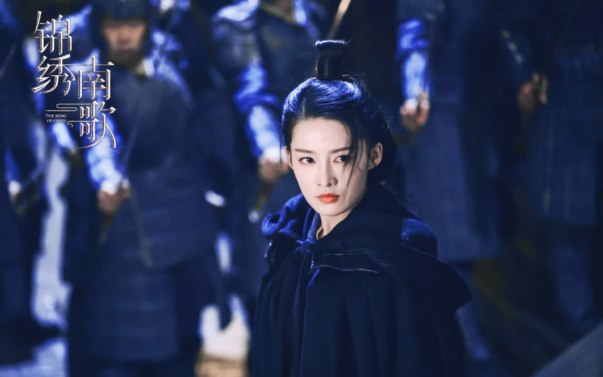 沙漠之鹰与三狮的悲歌，当莱万多夫斯基在卢赛尔写入命运的代码